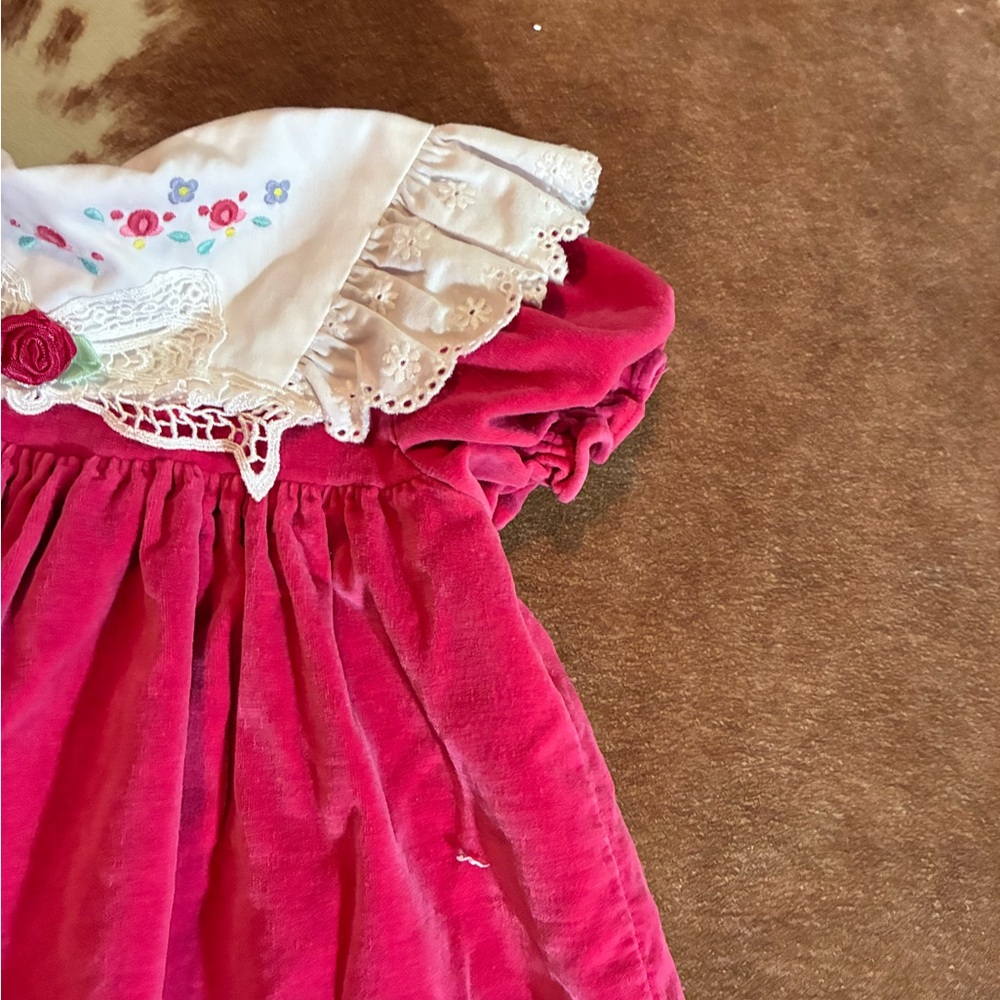 Vintage girls dress
100% cotton
size 12 month - Picture 2 of 5